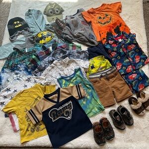 Lot of gently used 2T boys clothing and shoes - Gymboree, NFL, Swiss Gear, Cars